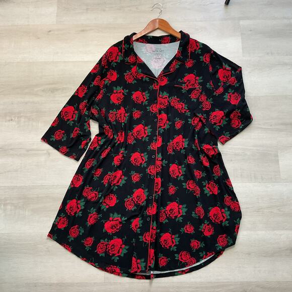 Torrid Super Soft Sleepwear Nightgown Mumu Button Up Roses Size 4 2021 line - Picture 1 of 9